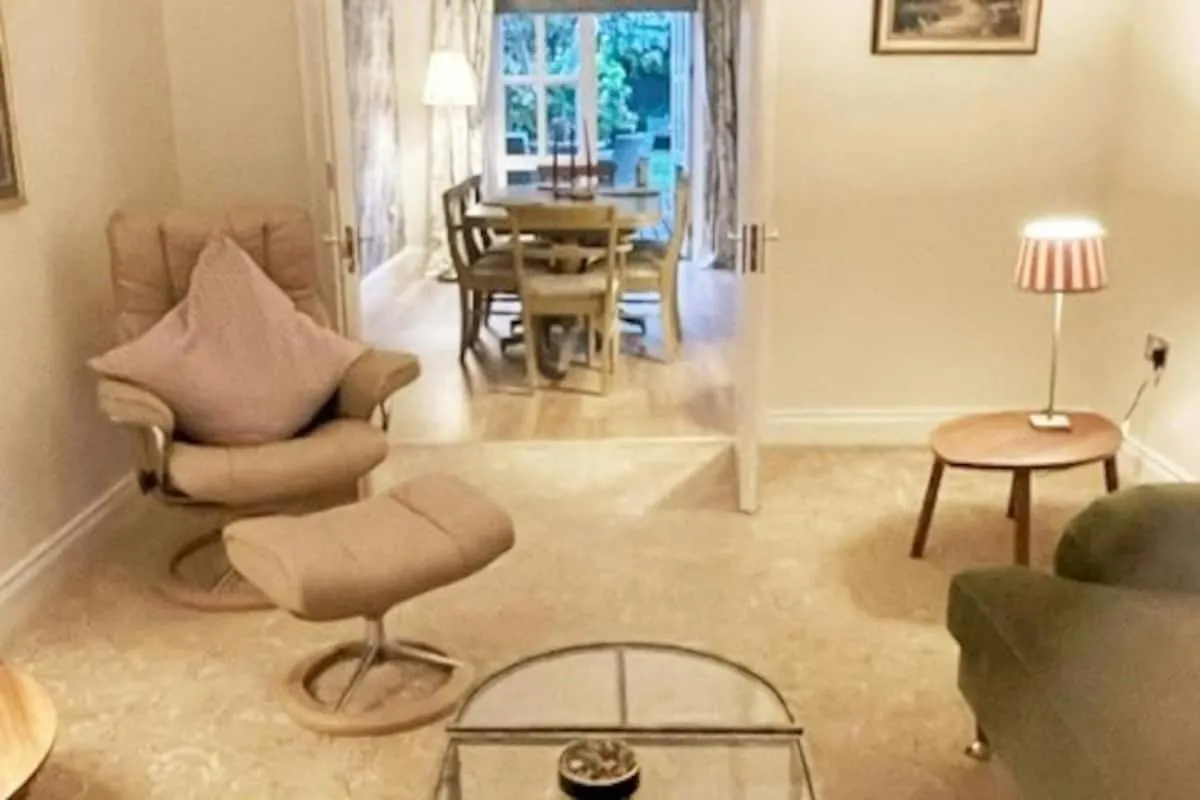 Townhouse In Dublin 4 - Check Connttact From Photos For Details ! Close To All ! 0*,